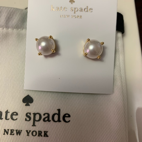 NEW KATE SPADE GUMDROP PEARL EARRINGS - Picture 4 of 5